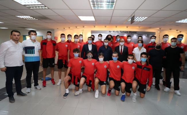 Turgutlu Belediyesi Erkek Voleybol takımı dördüncü maçına çıkıyor