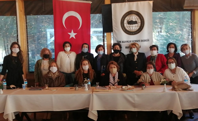 Türk Kadınlar Konseyi pandemide yardıma koşuyor