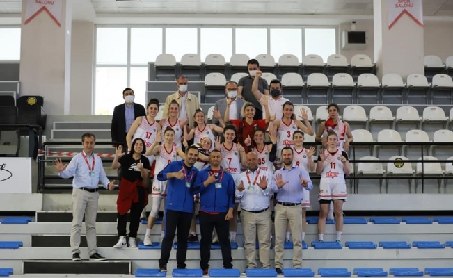 Turgutlu Belediyespor Kadın Basketbol Takımı 6’da 6 yaptı