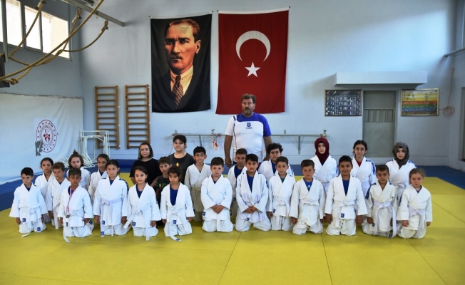 Yunusemre judo yaz kursları başladı