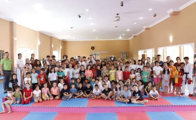 Alaşehir Belediyesi çocuklar için yaz kursları açtı