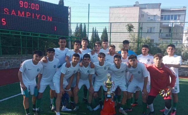 Salihli Belediyespor U18 Takımı, Manisa şampiyonu oldu