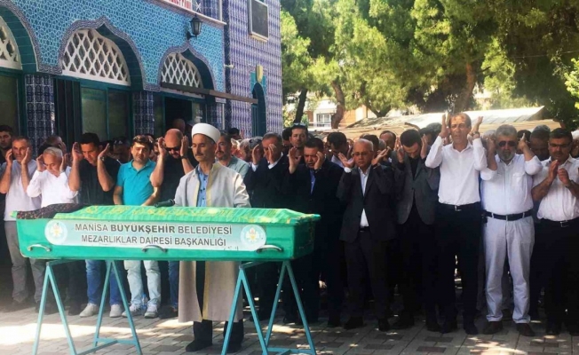 Kazada ölen genç öğretmen Turgutlu’da toprağa verildi