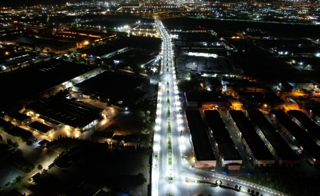 Mehmet Akif Ersoy Caddesi’ne modern aydınlatma
