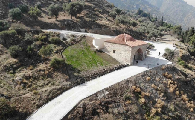 Manisa’da 710 yıllık mescitte restorasyon sonrası ilk namaz