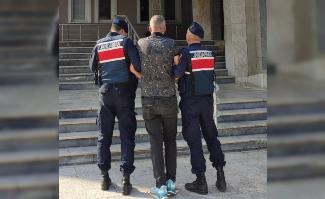 Manisa’da çeşitli suçlardan aranan 3 zanlı tutuklandı