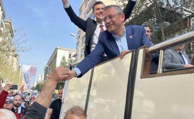 CHP Genel Başkanı Özel, seçim çalışmalarını Manisa’da sonlandırdı