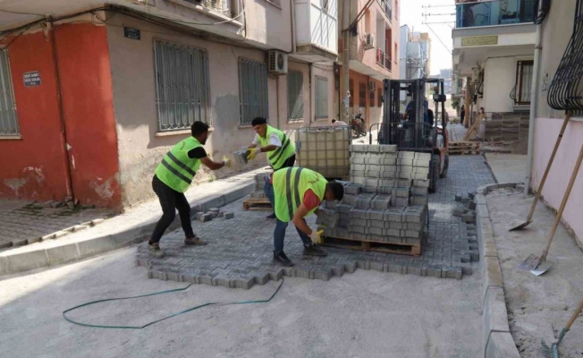 Turgutlu Belediyesi Fen İşleri Müdürlüğü Ekipleri eş zamanlı çalışmalarını sürdürüyor